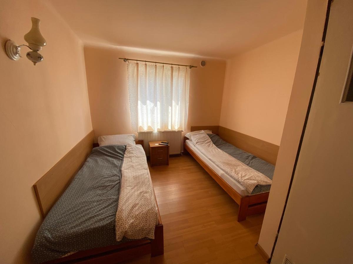 "U Jedrusia" Hostel Zarebow ภายนอก รูปภาพ