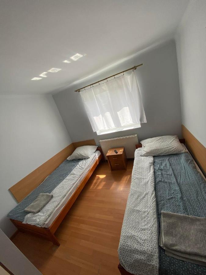 "U Jedrusia" Hostel Zarebow ภายนอก รูปภาพ